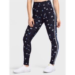 The Upside Blue Daisy Athletic Leggings Size XS